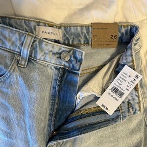 PacSun 90’s Boyfriend (As seen on TikTok)